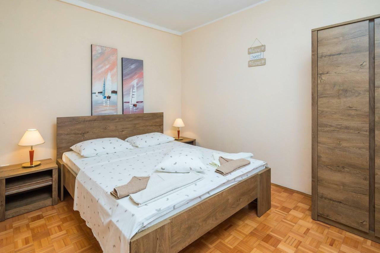Rogoznicka Oaza 2 Villa Rogoznica  Buitenkant foto